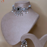 Zilverkleurige sieradenset met olifanten, parels en groene stenen